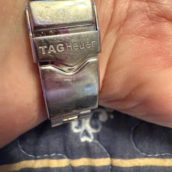 Tag Heuer Aquaracer Diamond Women's Watch - Picture 10 of 10